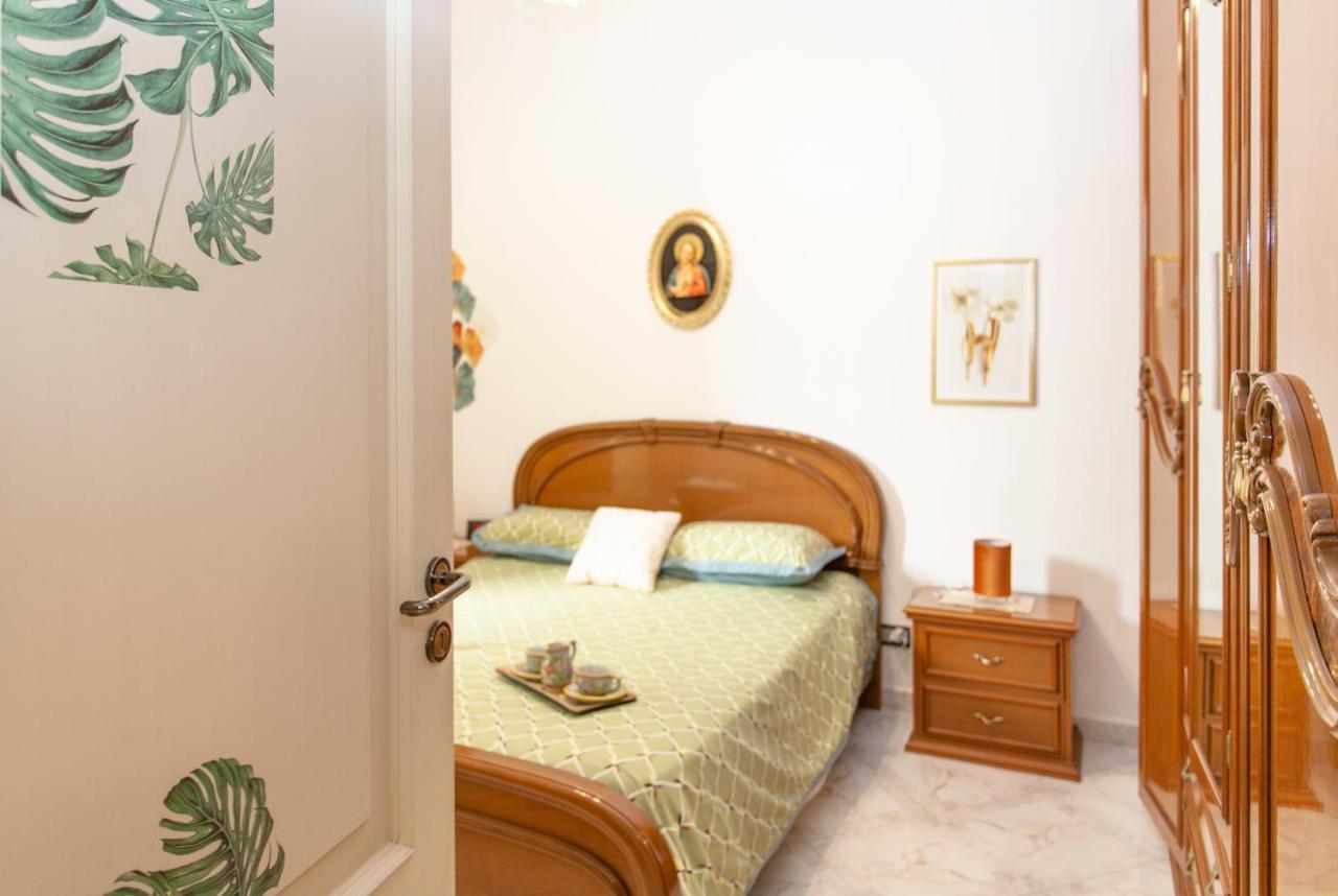 Casa Rosamaria Lejlighed Giardini Naxos Eksteriør billede