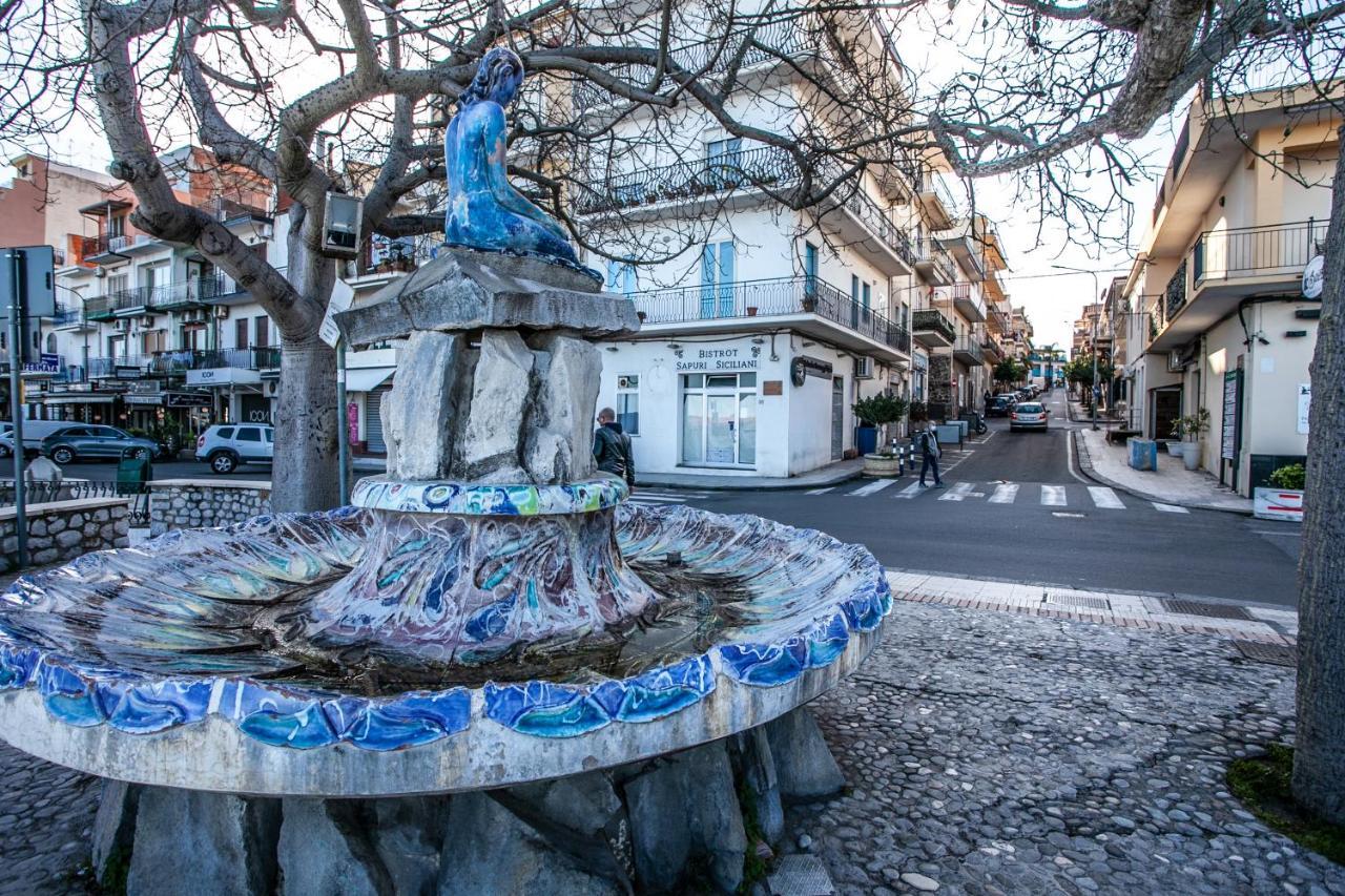 Casa Rosamaria Lejlighed Giardini Naxos Eksteriør billede
